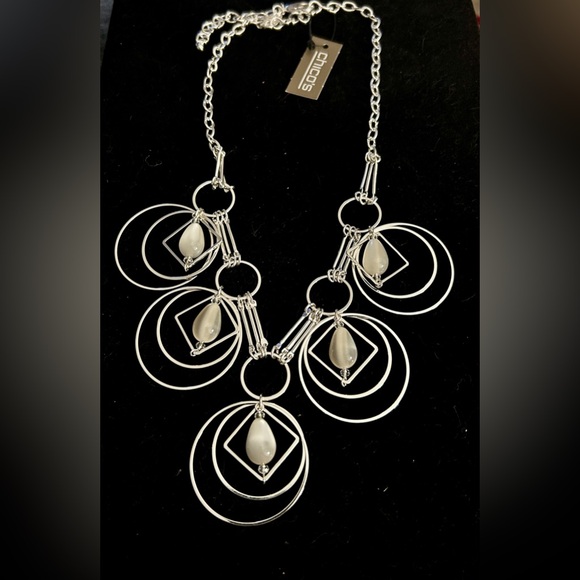 Chico's Silver Necklace with Cream Accents and Bracelet Combo NWT - Picture 3 of 8